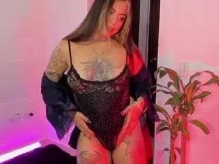 jaaadeee on CamSoda 