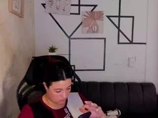 julietakane on CamSoda