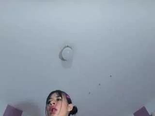 julietha-evanss on CamSoda