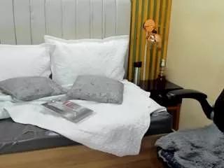 lil-cey on CamSoda 