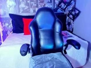 lil-cey on CamSoda 