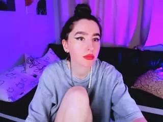 lilythompsonx on CamSoda 