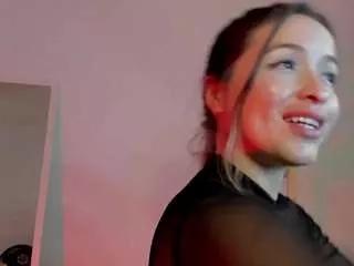 littledanni on CamSoda 