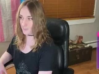 luluvaladon on CamSoda 