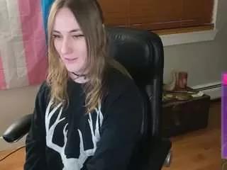 luluvaladon on CamSoda 