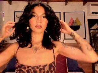 lunaruso on CamSoda