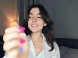 lynnadollins on CamSoda 