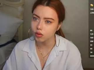 lynneaxtell on CamSoda 