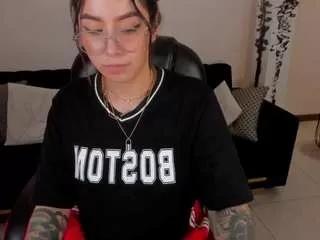 maddisoncollins on CamSoda 