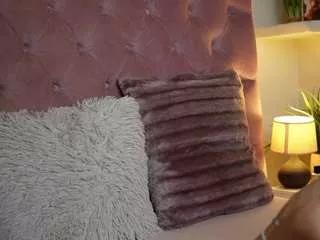 maiamini on CamSoda 