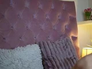 maiamini on CamSoda 