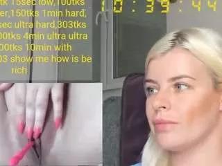 misslolaa on CamSoda 