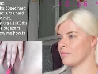 misslolaa on CamSoda 
