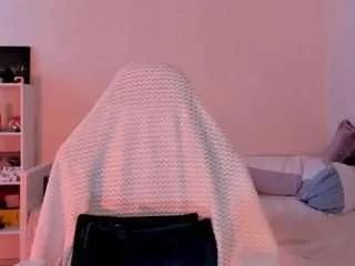 mollyhugs on CamSoda 