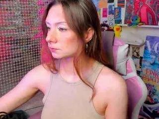 nina-jonesss on CamSoda 
