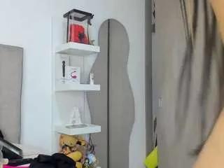 queen-antonella-oficial on CamSoda 