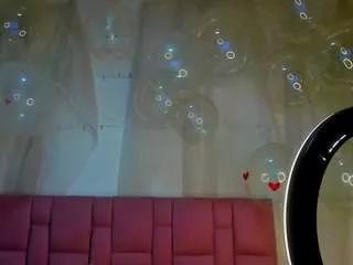 samantha-blck on CamSoda 