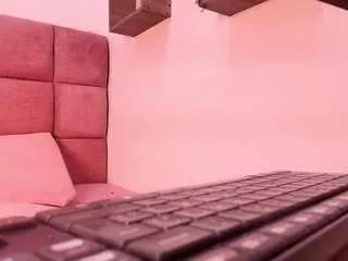 samantha-sw on CamSoda 