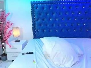 tammypetit on CamSoda 