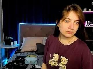 tararyan on CamSoda 
