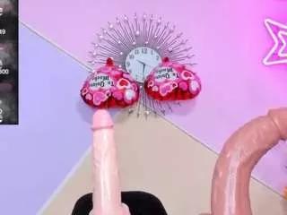 tiffany-valentine15 on CamSoda 