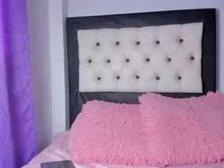 veeronica-smith on CamSoda 