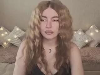 violettagreen on CamSoda