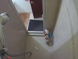 voyeurcam-baileybase-shower on CamSoda