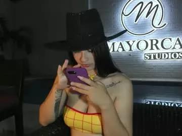 Private annedixie on Chaturbate