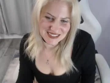 bellastar84 on Chaturbate 