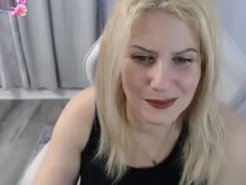 bellastar84 on Chaturbate 