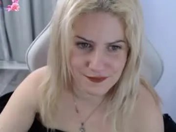 bellastar84 on Chaturbate 