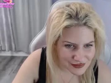 bellastar84 on Chaturbate 