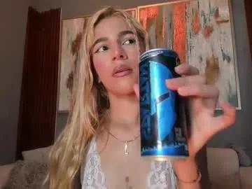 cinnia_ on Chaturbate 