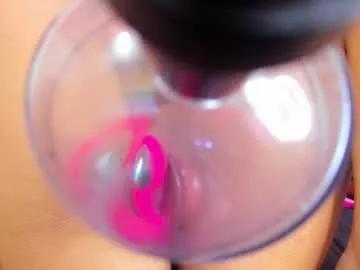 Freechat dania_wi on Chaturbate