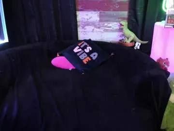 elle4you on Chaturbate 