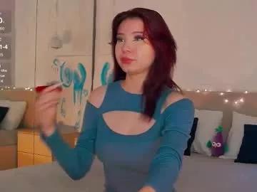 emma_plux on Chaturbate