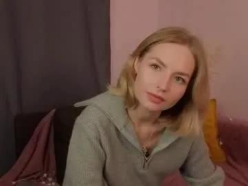 gwenkevwitch — my name is Jannie and im very new here!! ^^  goal: tease show #shy #blonde #feet #young #new [0 tokens remaining]