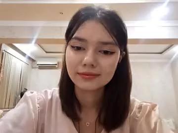 Freechat helgakraszewski on Chaturbate