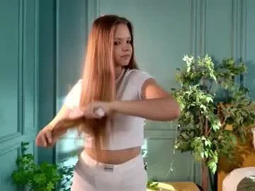 hidden_charm_ on Chaturbate 