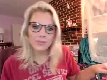 holly_bourbon on Chaturbate 