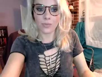 holly_bourbon on Chaturbate 