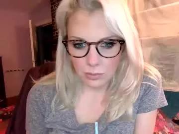 holly_bourbon on Chaturbate 