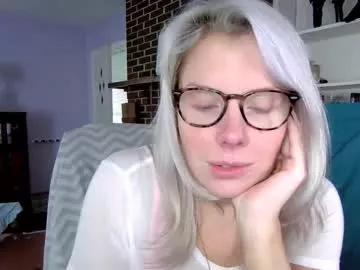 holly_bourbon on Chaturbate 