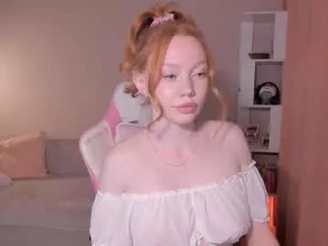 Freechat honeyautumn on Chaturbate