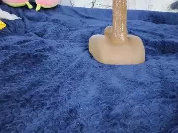 isisjones18 on Chaturbate 