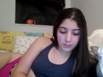 Away italiankittyx on Chaturbate