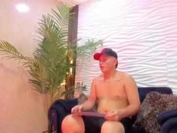 j_p_ruszo_777 on Chaturbate 