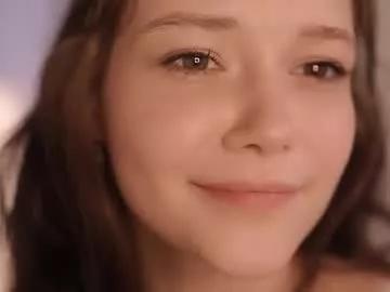 kelly_ember on Chaturbate 