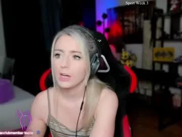 kimilee22 on Chaturbate 